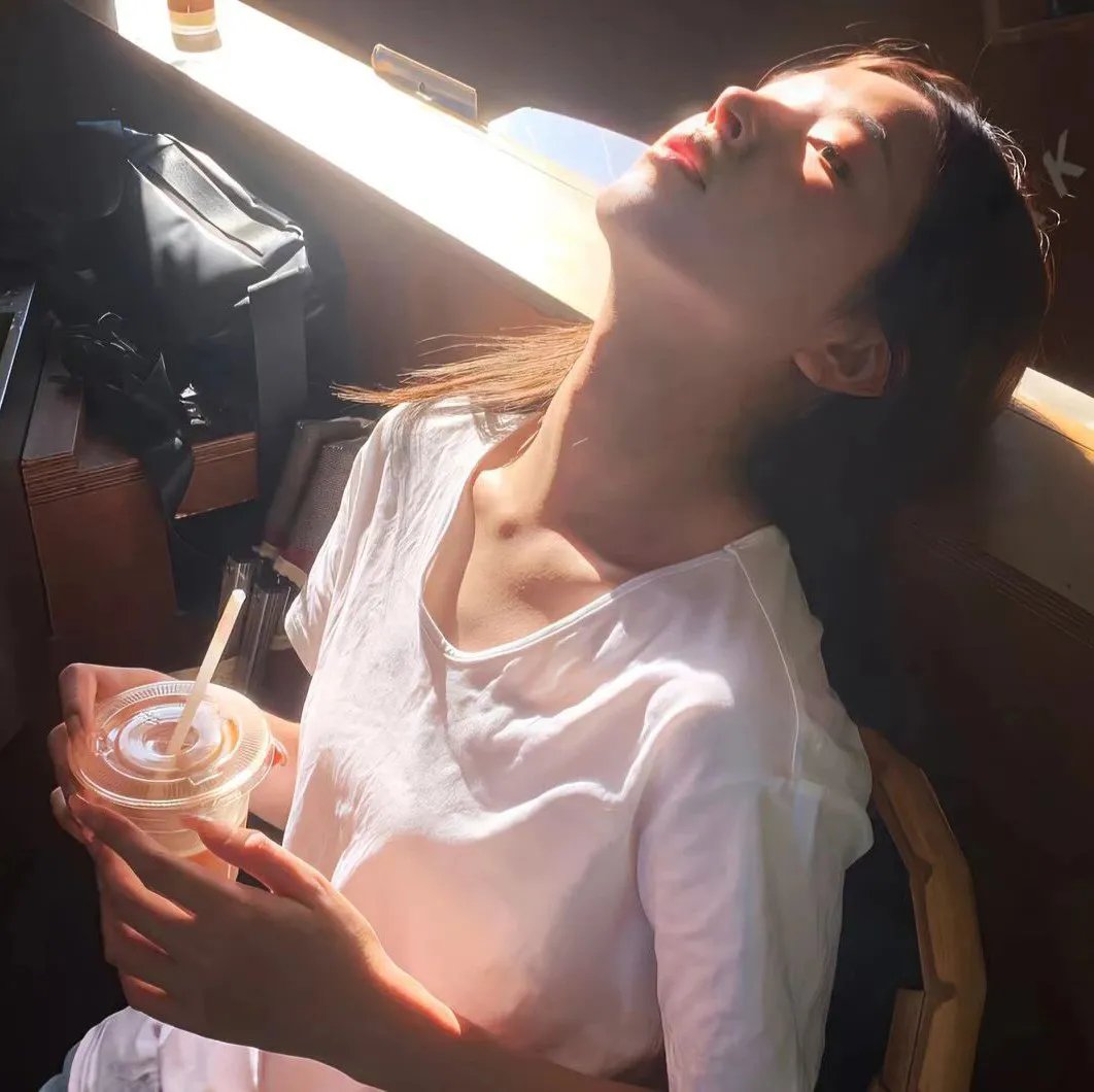 小姐干杯!